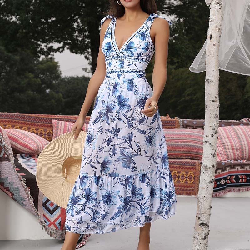 🥳2026 HOT SALE🥳💞50K+ SOLD!👵🌊Limited time clearance price - V-Neck Lace Up One Piece Swimsuit with Skirt – Feel confident at the beach! Built-in skirt offers gentle coverage. Lace-up neck, adjustable fit. Quick-dry fabric, comfy all day. 🏖️🌸