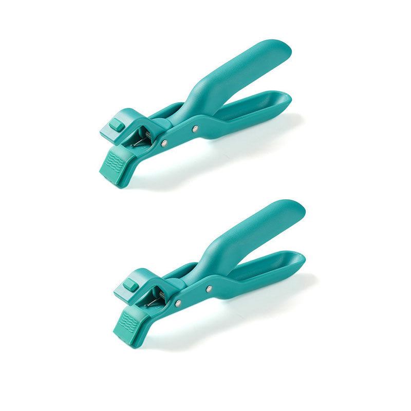 🥳2026 HOT SALE🥳💞50K+ SOLD!💝📦 One Clip for Bowls, Lids & More!Anti-Scald Holder Clip- Multi-Purpose Kitchen Helper – Saves Space & Hassle 🍳🔥