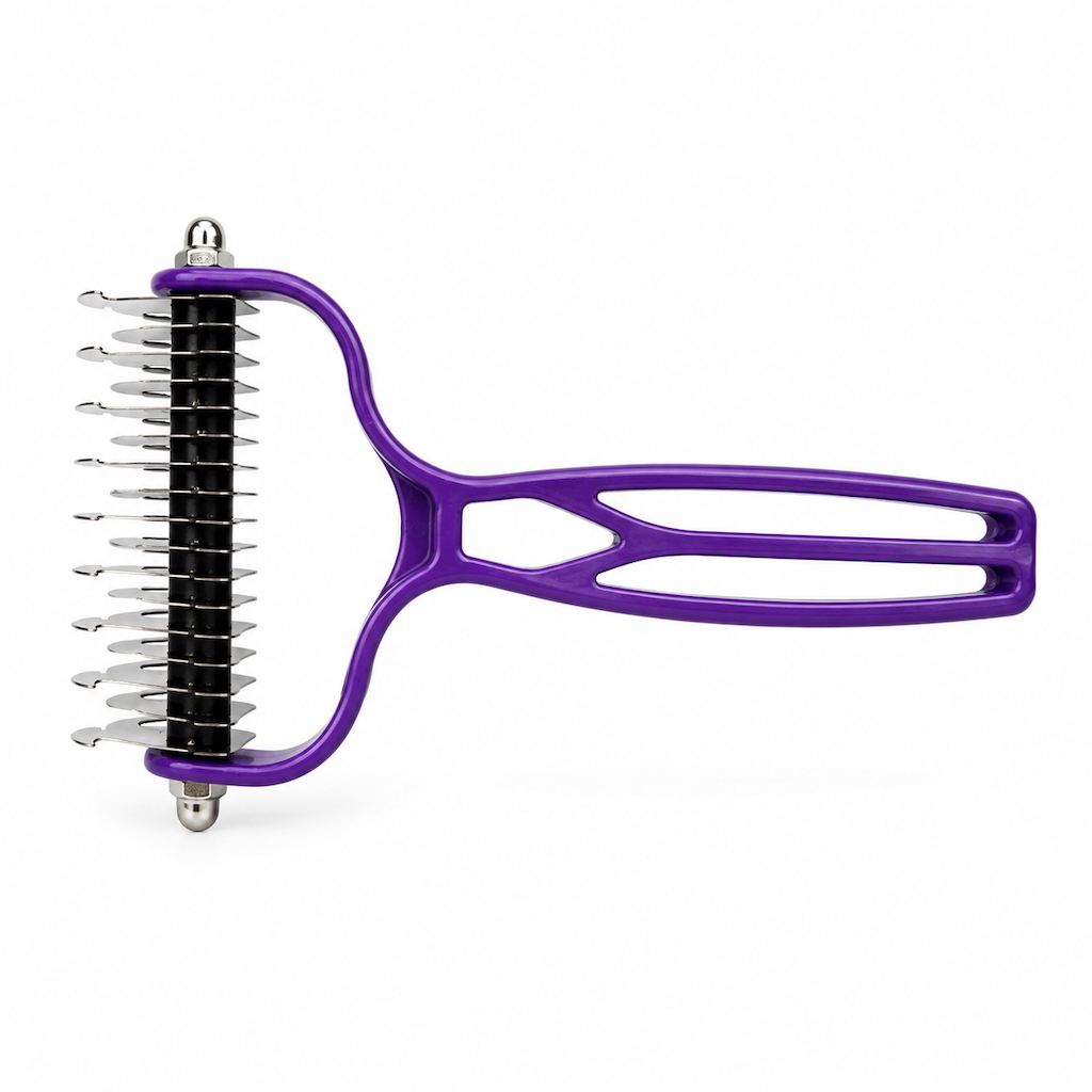 🥳2026 HOT SALE🥳💞50K+ SOLD! 🐾✨ 50% OFF! Pet Dematting & Deshedding Comb – dual rake clears tangles & mats, rounded tips protect skin, rust-resistant. Gentle grooming for dogs & cats! 🛡️💪
