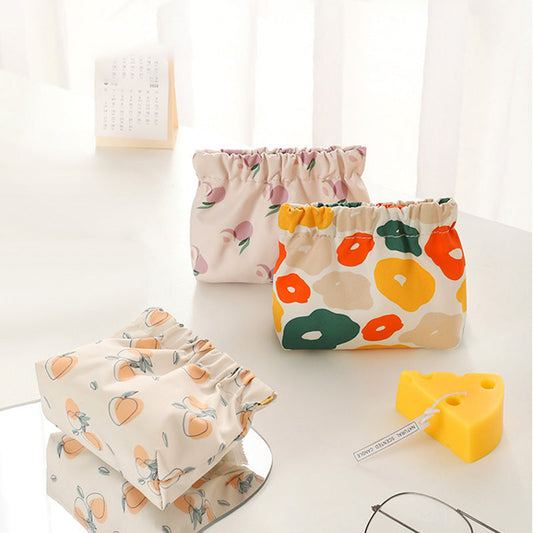 🥳2026 HOT SALE🥳💞50K+ SOLD!💥👜💨 50% OFF! Mini Portable Coin Purse – Opens with a pinch, closes automatically. Compact & lightweight, surprisingly spacious. Splash‑resistant fabric. Perfect for keys, coins & lipsticks. 🌸✨