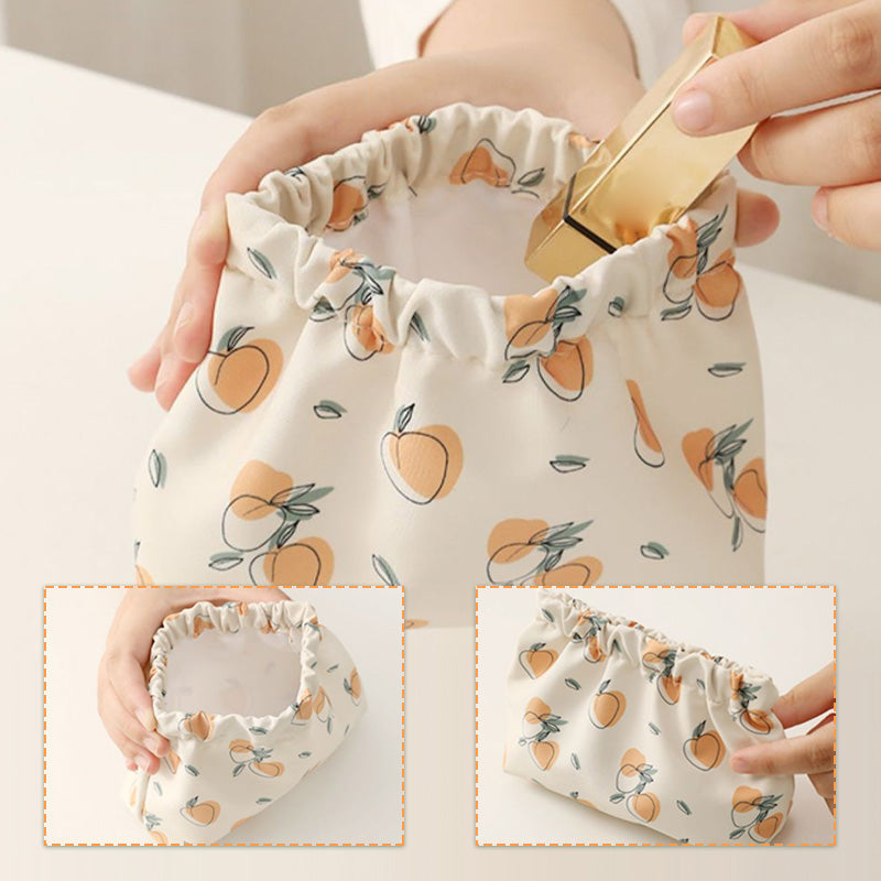 🥳2026 HOT SALE🥳💞50K+ SOLD!💥👜💨 50% OFF! Mini Portable Coin Purse – Opens with a pinch, closes automatically. Compact & lightweight, surprisingly spacious. Splash‑resistant fabric. Perfect for keys, coins & lipsticks. 🌸✨