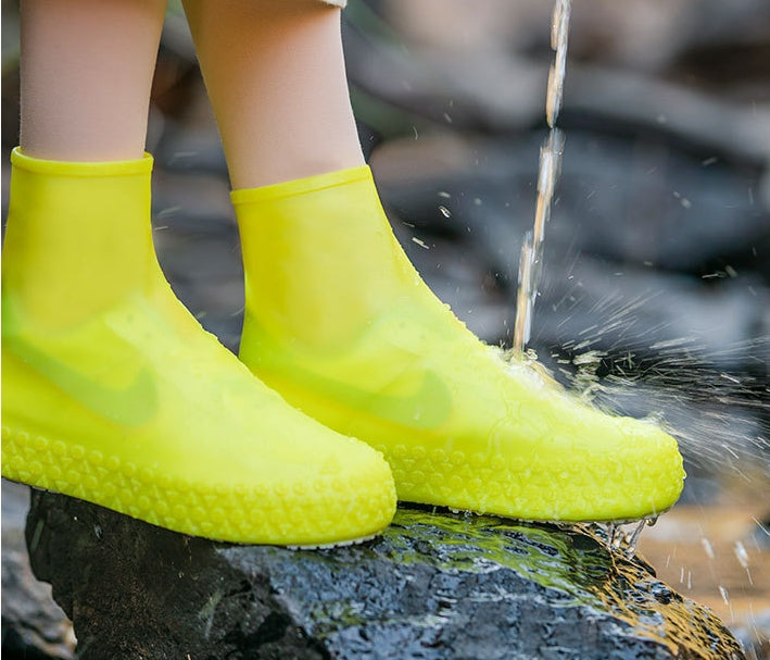 🥳2026 HOT SALE🥳💞50K+ SOLD!☔🛡️ 50% OFF! Waterproof Silicone Shoe Cover – Keeps shoes dry & clean, non‑slip sole. Thick & durable, easy to put on. A rainy day essential! 👟✨