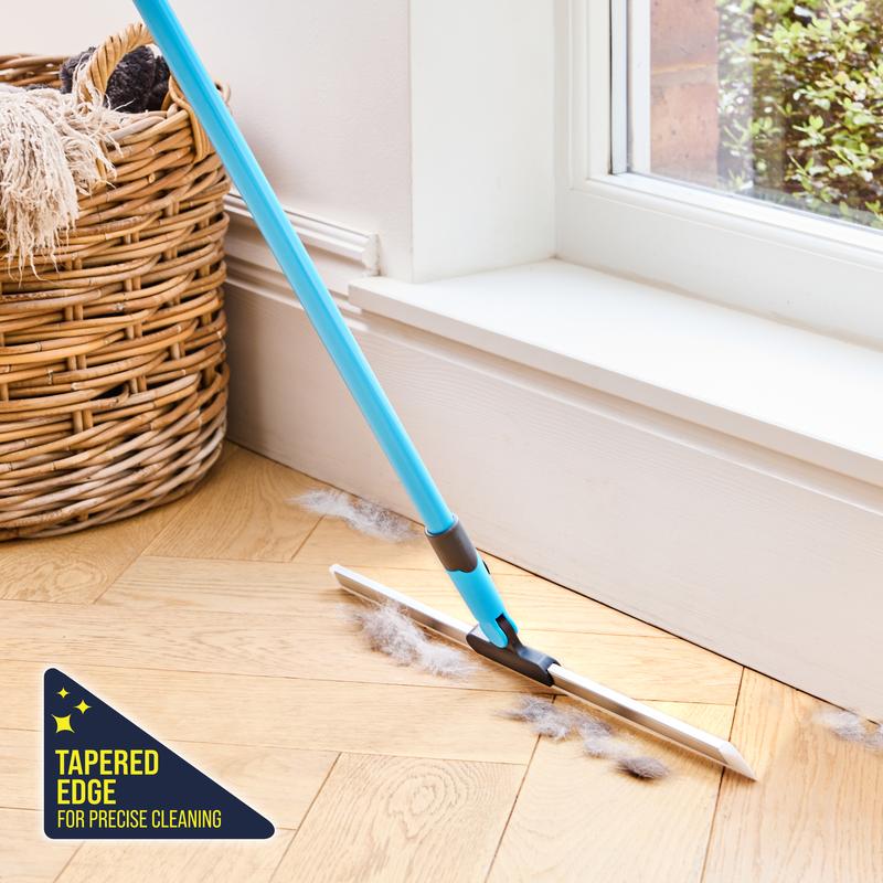 🥳2026 HOT SALE🥳💞50K+ SOLD!🐾🧼 LAST DAY 50% OFF! Multi‑Surface Silicone Squeegee – Removes pet hair, sand & spills. 180° rotating head, adjustable long handle. No tangled bristles! 🧽💪
