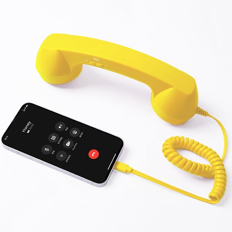 🥳2026 HOT SALE🥳💞50K+ SOLD!📞✨ Christmas Sale – Just £9.99! Retro Phone Handset – Blocks up to 99% of Phone Radiation. Classic Feel, Modern Type-C Connection – Safer Long Calls! 🛡️🎄