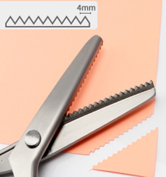 🥳2026 HOT SALE🥳💞50K+ SOLD! ✂️🧵 50% OFF! DIY Serrated Sewing Scissors – Ultra-sharp stainless steel, cuts cleanly to the tip. Ideal for fabric, leather & paper – perfect zigzag edges every time! 🎨✅