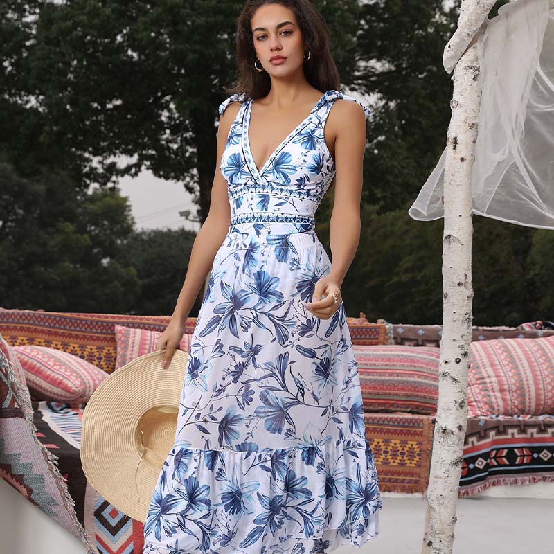 🥳2026 HOT SALE🥳💞50K+ SOLD!👵🌊Limited time clearance price - V-Neck Lace Up One Piece Swimsuit with Skirt – Feel confident at the beach! Built-in skirt offers gentle coverage. Lace-up neck, adjustable fit. Quick-dry fabric, comfy all day. 🏖️🌸