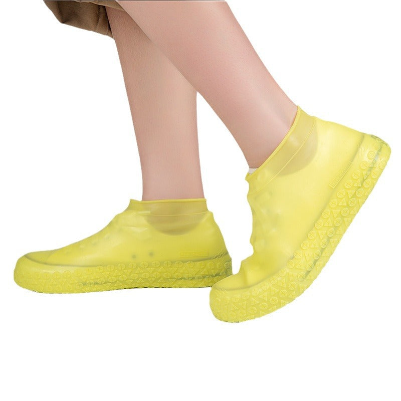 🥳2026 HOT SALE🥳💞50K+ SOLD!☔🛡️ 50% OFF! Waterproof Silicone Shoe Cover – Keeps shoes dry & clean, non‑slip sole. Thick & durable, easy to put on. A rainy day essential! 👟✨