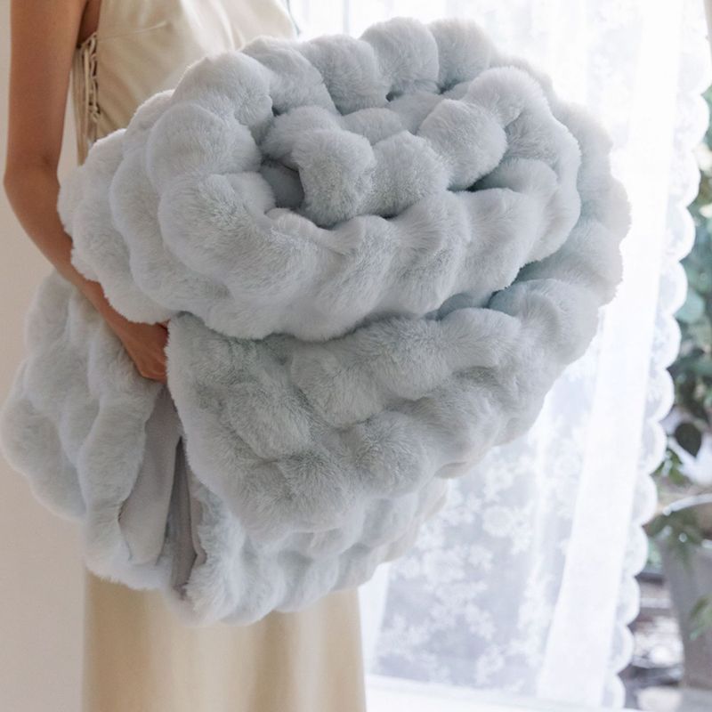 🥳2026 HOT SALE🥳💞50K+ SOLD! ☁️🎁 50% OFF! Luxury Double-Sided Fluffy Blanket – faux rabbit fur, naturally weighted, anti-allergic & machine washable. Wrap yourself in warmth & comfort – perfect for cosy nights! 🛋️💚