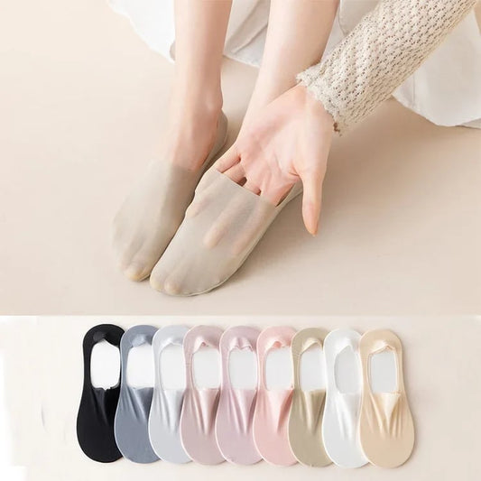 🥳2026 HOT SALE🥳💞50K+ SOLD!💥🧦💨 50% OFF! No-Show Socks – Non-slip silicone heel, stays put. Breathable & moisture-wicking. Perfect for trainers & casual shoes. Keep feet cool all day. ✅🌞