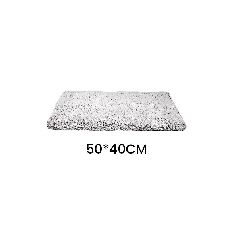 🥳2026 HOT SALE🥳💞50K+ SOLD! 🐾🔥 50% OFF! Self-Heating Pet Pad – no plug needed, reflects body heat, ultra-soft & anti-slip. Washable comfort for cats & dogs this winter! 🛏️💚