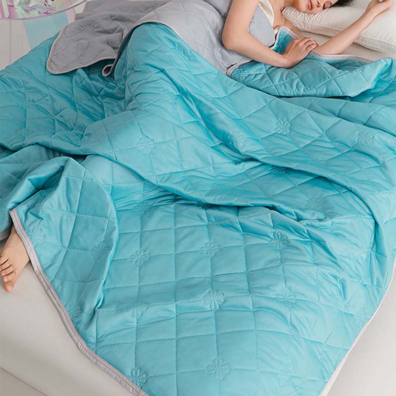 🥳2026 HOT SALE🥳💞50K+ SOLD!🛏️❄️ 50% OFF! Cooling Comforter – Dual‑sided, Q‑Max≥0.4 fabric. One side cools, one side breathes. Sleep sweat‑free! 🌙✨