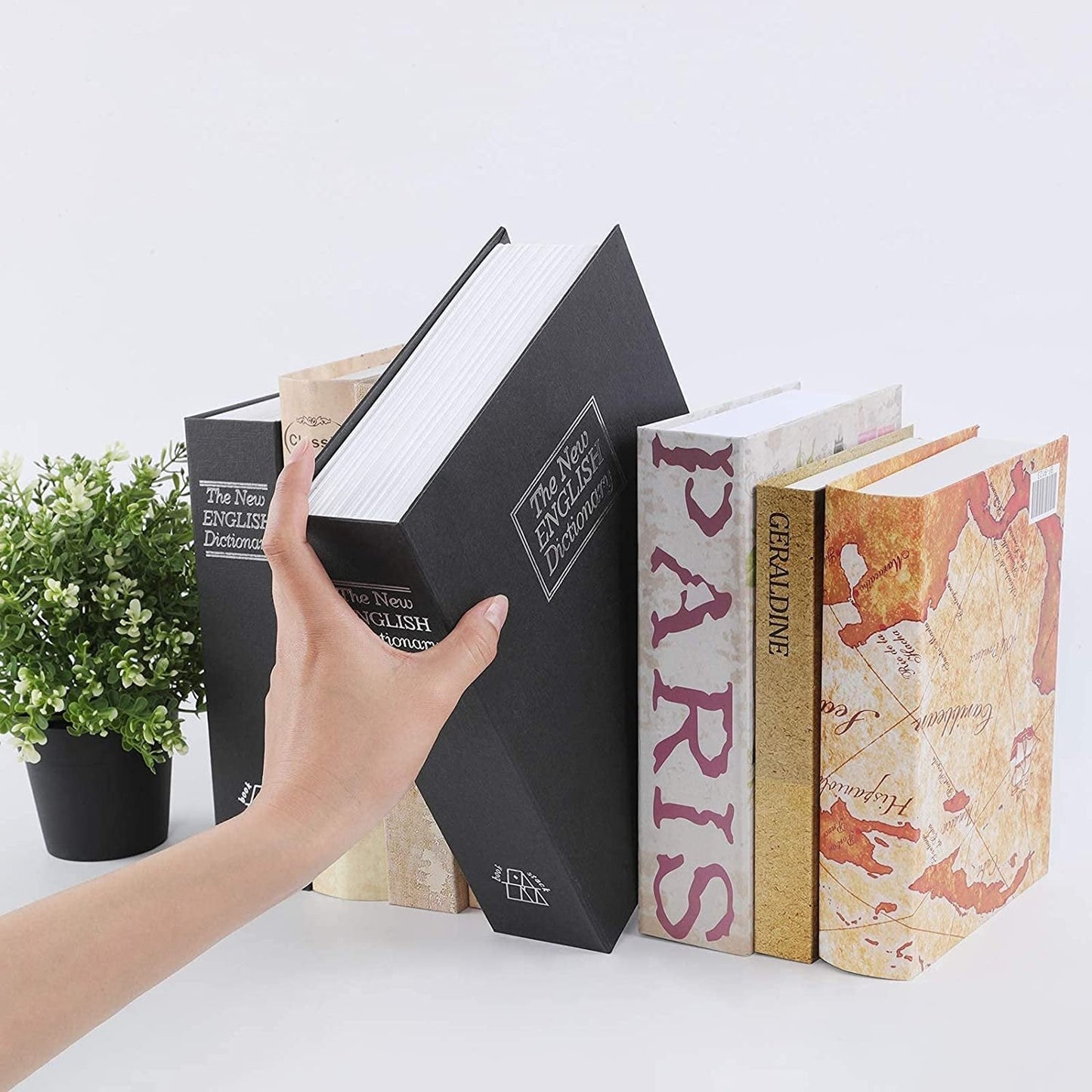 🥳2026 HOT SALE🥳💞50K+ SOLD! 🔒📚 50% OFF! Secret Book Safe Box – Disguised as a real book, blends perfectly on any shelf. Key/combo lock, steel core – keep valuables safe from prying eyes! 🏠✨