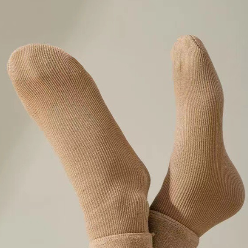 Women's Thickened Warm Solid Color Mid-Calf Socks