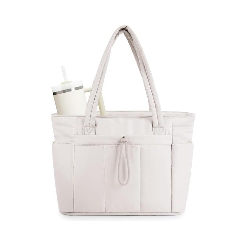 🥳2026 HOT SALE🥳💞50K+ SOLD! 🎒💧 50% OFF! Natural Puffer Tote Bag – 20L, inner elastic pocket fits 40oz tumbler. Waterproof lining, lightweight & durable – perfect for work, gym & travel! 🏋️✨