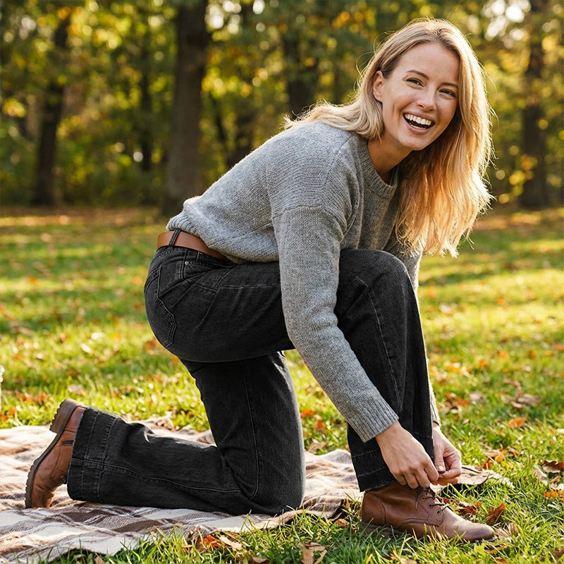 🥳2026 HOT SALE🥳💞50K+ SOLD!👵💥 50% OFF! Women's Retro Flare Jeans – Soft stretch denim, no tight waist! Deep pockets hold phone & specs. Flattering flare, easy pull-on style. Your new everyday favourite. 👖🌸
