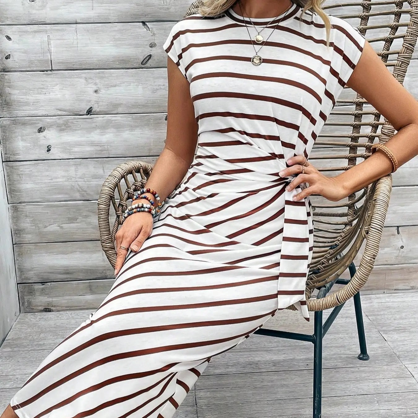 🥳2026 HOT SALE🥳💞50K+ SOLD!👵🌸 50% OFF! Women's Knot Bodycon Dress – Leopard print, tummy-flattering knot. Comfy & chic for parties or date nights. Feel gorgeous. ✨🌹
