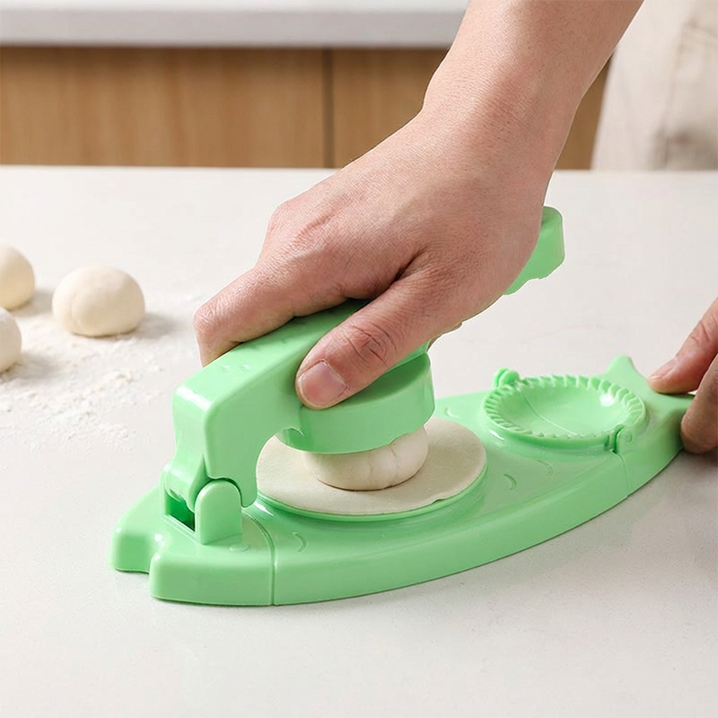 🥳2026 HOT SALE🥳💞50K+ SOLD!🎉🏠 50% OFF 3-in-1 Dumpling Mold! Fun & easy homemade delights. One press creates uniformly plump dumplings. Enjoy cooking together. 🤲❤️