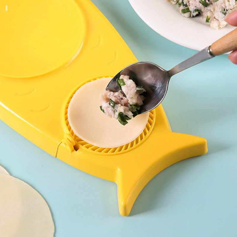 🥳2026 HOT SALE🥳💞50K+ SOLD!🎉🏠 50% OFF 3-in-1 Dumpling Mold! Fun & easy homemade delights. One press creates uniformly plump dumplings. Enjoy cooking together. 🤲❤️
