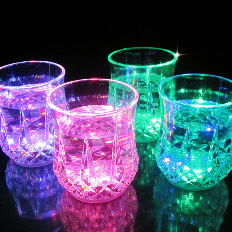 🥳2026 HOT SALE🥳💞50K+ SOLD!💐🎉 50% OFF! Liquid‑Activated Light‑Up Cup – Pour any drink, watch it glow. Multicolor LEDs, food‑grade acrylic. No button needed. A instant party starter! 🍍✨