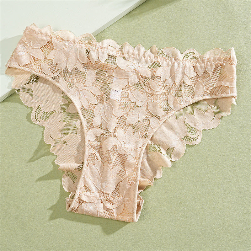 🥳2026 HOT SALE🥳💞50K+ SOLD!🌸💖 50% OFF! Floral Lace Bikini Panty – Low‑waist, soft cotton gusset. Sweet & seamless under clothes. 👙✨