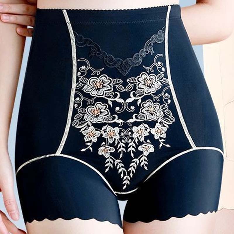 🥳2026 HOT SALE🥳💞50K+ SOLD!👵🌸 50% OFF! Embroidered High-Waist Briefs – Gentle tummy control, pretty embroidery. Soft & comfy for daily wear. Your new favourite. 🎀✨