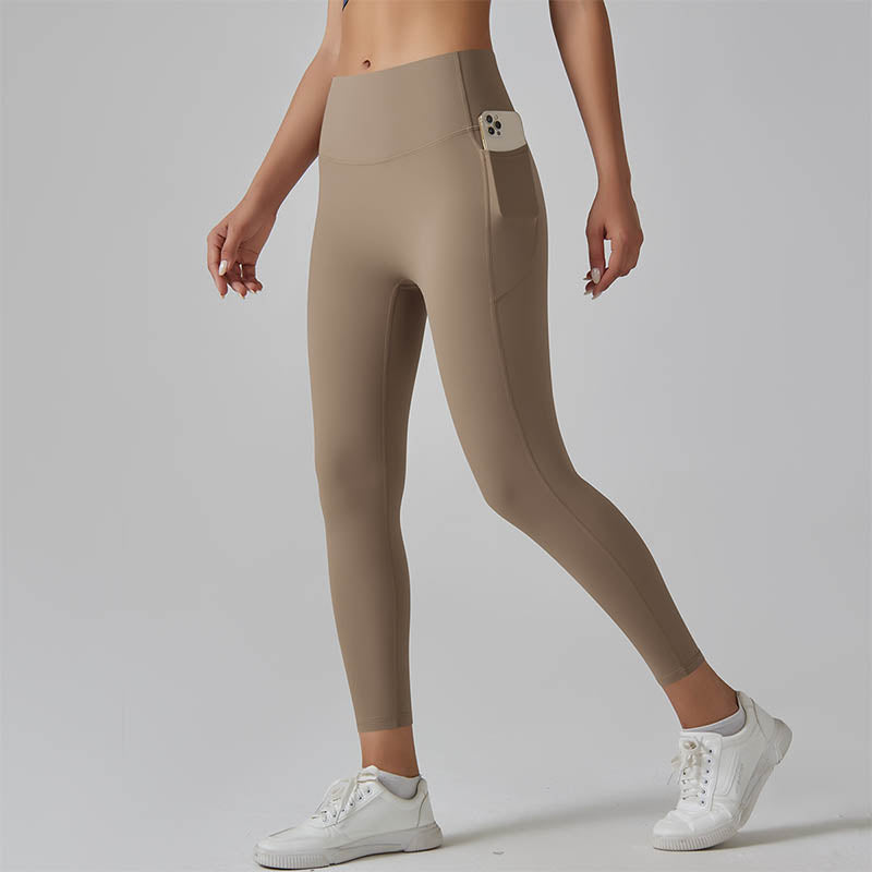 🥳2026 HOT SALE🥳💞50K+ SOLD!👵🧘‍♀️ 50% OFF! High-Waisted Seamless Yoga Leggings – Side pockets for phone & keys. Quick-dry, breathable & butt-lifting. Comfortable all day. Perfect for yoga or walks. 📱🌸