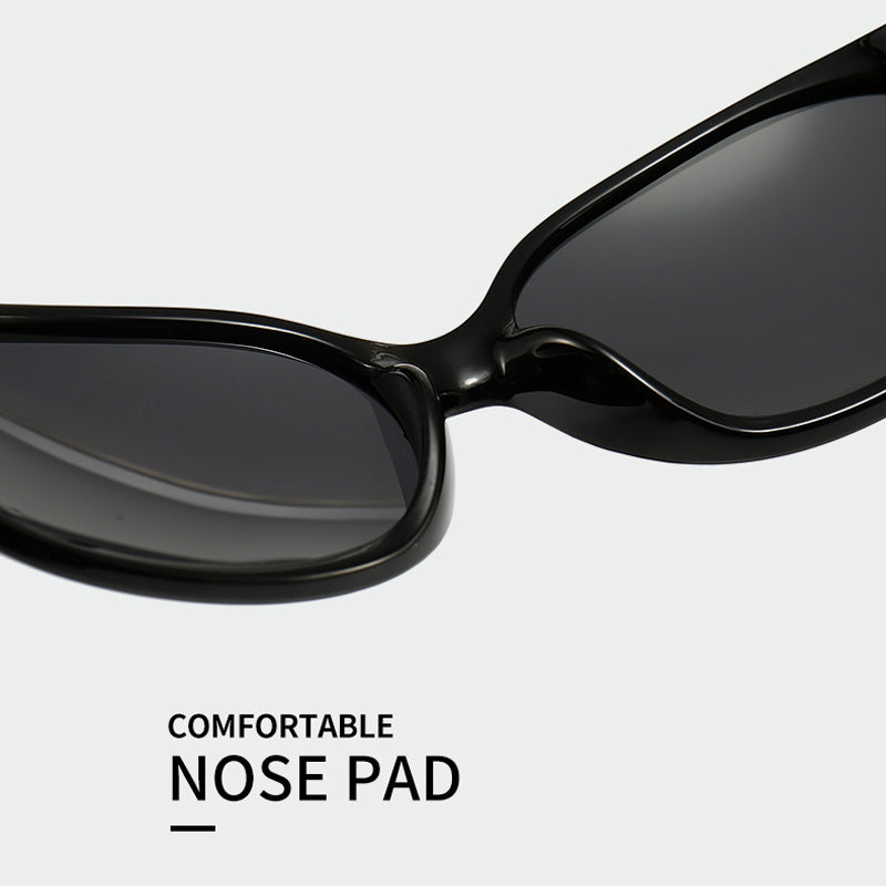 🥳2026 HOT SALE🥳💞50K+ SOLD!🌸✨ 50% OFF! Retro Oversized Sunglasses – Polarized lenses cut glare, UV400 protection. Rhinestone details for a touch of glamour. Flattering for all face shapes. A stylish essential. 🕶️💎