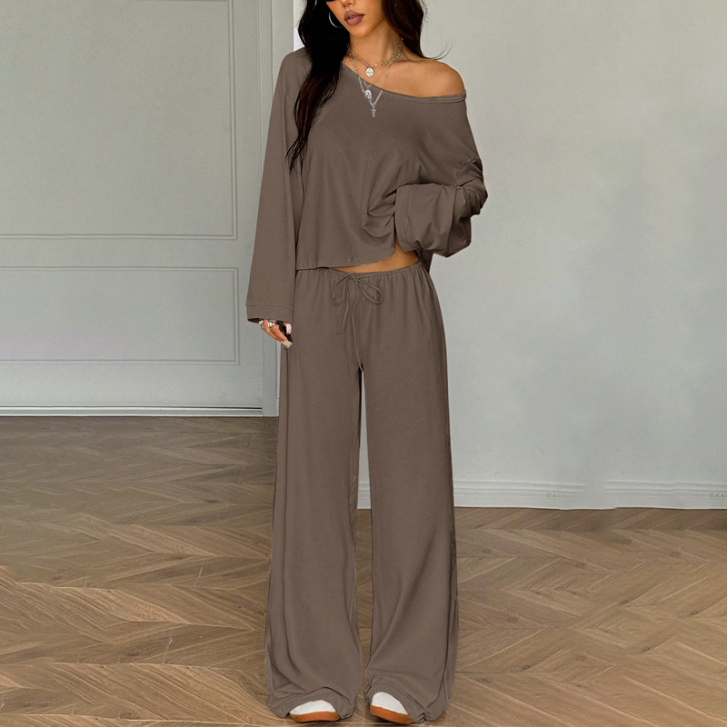 🥳2026 HOT SALE🥳💞50K+ SOLD!💕👖 50% OFF! 2-Piece Off-Shoulder Outfit – Wear together or mix & match. Flowing wide-leg pants, all-day comfort. Perfect for lounging or casual outings. Your new favourite. 🌿✅