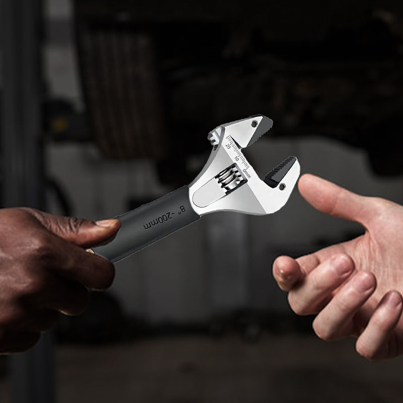 🥳2026 HOT SALE🥳💞50K+ SOLD!💥🔧⚡ 50% OFF! Wide Jaw Ratchet Adjustable Wrench – Self-tightening, high-hardness alloy teeth. Precision scale, ergonomic TPR grip. Sizes 8"/10"/12". A must-have for DIY. 🛠️✨