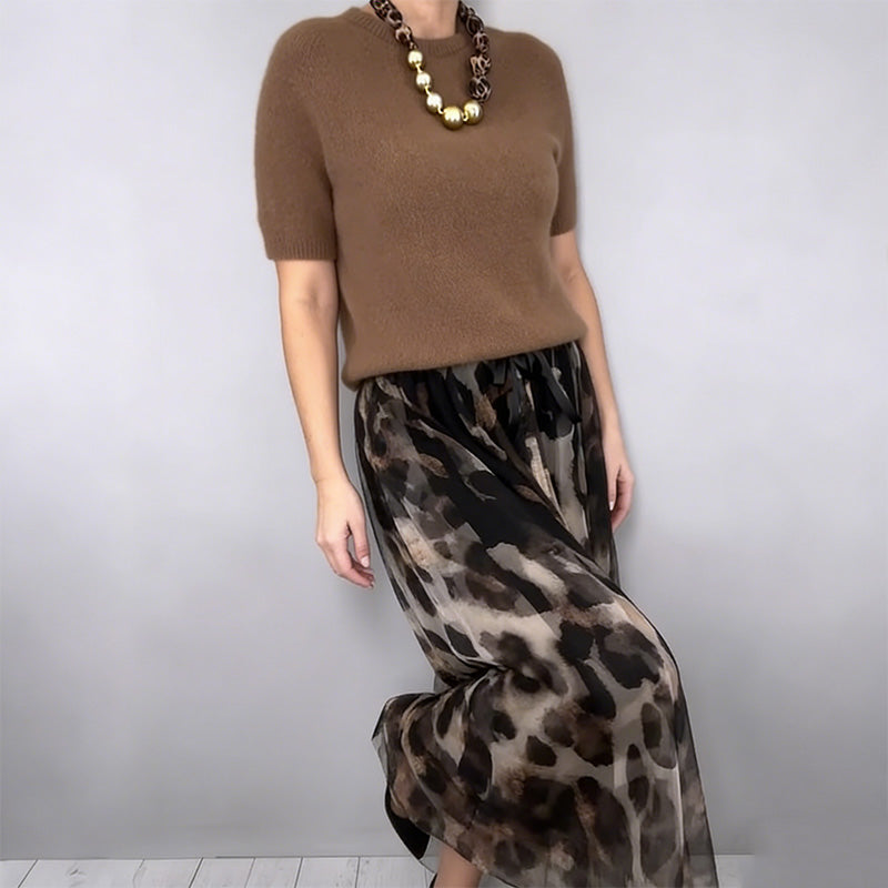 🥳2026 HOT SALE🥳💞50K+ SOLD!💥👗🌿 50% OFF! Women‘s 2-Piece Sweater Set – Leopard print skirt, soft knit top. Flattering A-line silhouette. Sizes up to 5XL. Effortless style for every body. 🎀🕊️