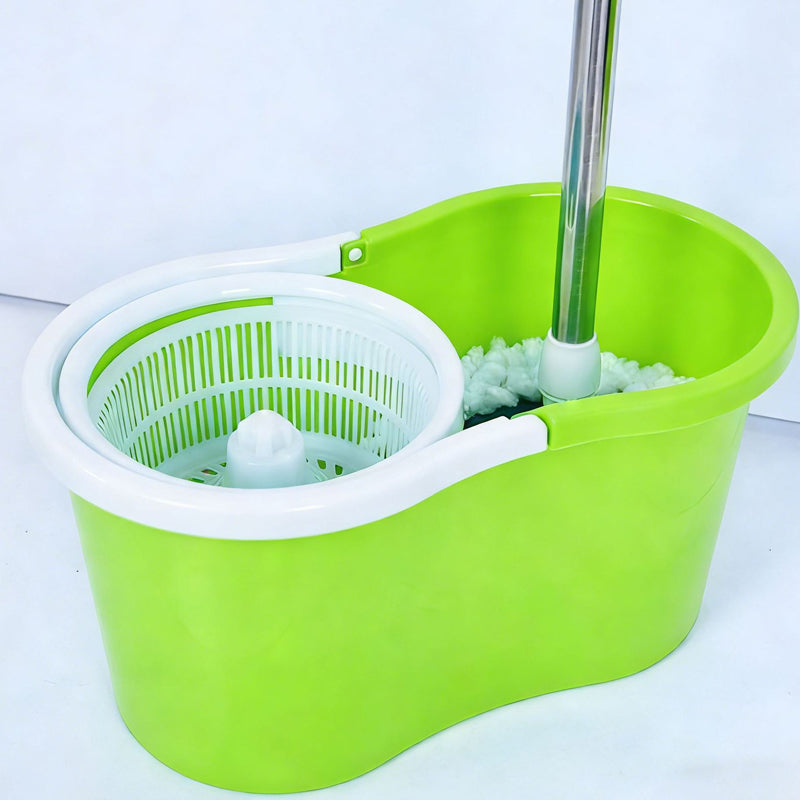 Hands-free floor mop with dual drive