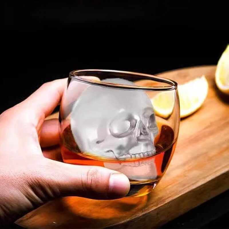 🥳2026 HOT SALE🥳💞50K+ SOLD!💥💀🧊 50% OFF! DIY Silicone Skull Ice Cube Tray – Giant slow-melt skull for whiskey, cocktails & more. Food-grade, BPA-free. Perfect for Halloween & parties. 🎃✨
