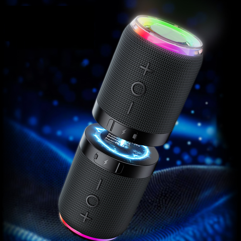 🥳2026 HOT SALE🥳💞50K+ SOLD!🔊💨 50% OFF! Detachable Magnetic Bluetooth Speaker – TWS, 12hr battery & FM radio. Splits into two for immersive audio. A fun gift for music lovers. 🎁🎶