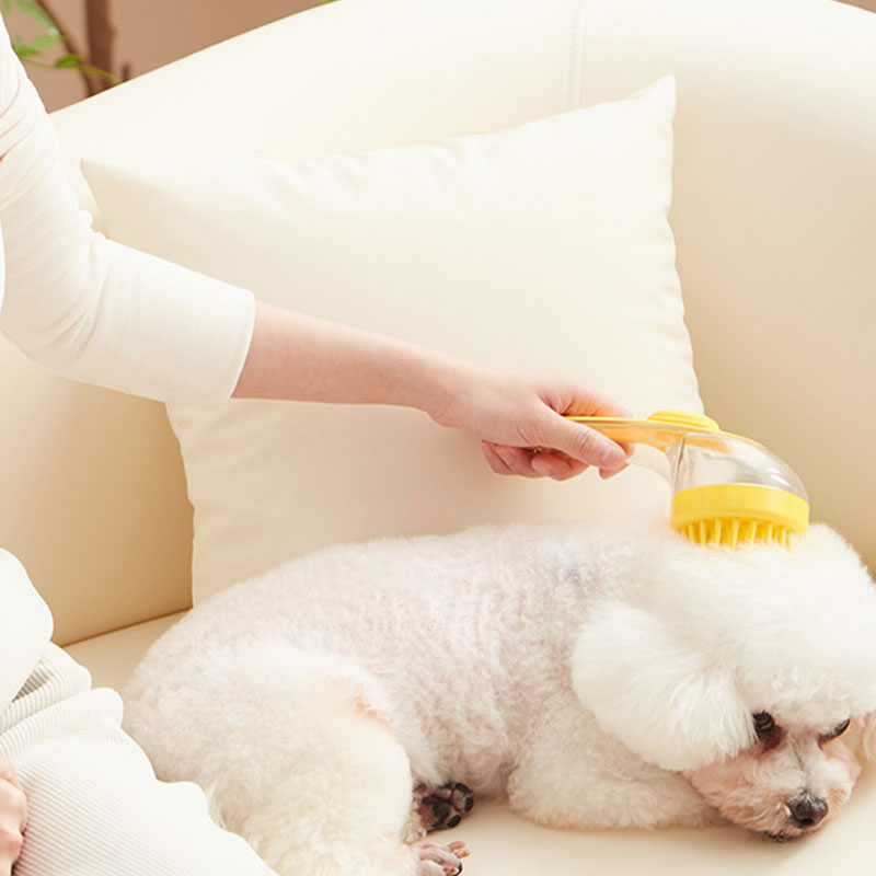 🥳2026 HOT SALE🥳💞50K+ SOLD!🛁🐾 50% OFF! All‑in‑One Bath Brush – Built‑in shampoo dispenser, 2‑sided bristles. Gentle scrubbing, easy clean. Stress‑free bath time for you & your pet! 💧✨