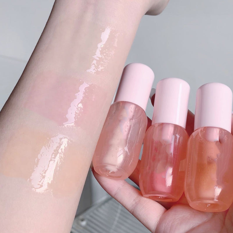 🥳2026 HOT SALE🥳💞50K+ SOLD!👄✨ 50% OFF! Glow‑Enhancing Lip Oil – Locks moisture, softens lines. Gentle plump, natural shine. 🧴💖
