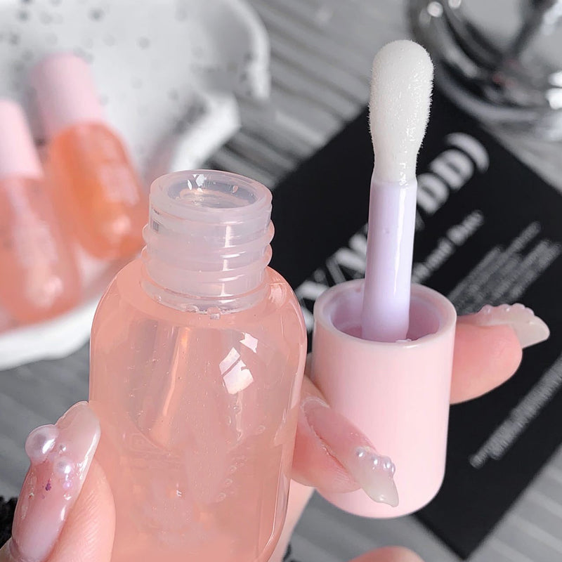 🥳2026 HOT SALE🥳💞50K+ SOLD!👄✨ 50% OFF! Glow‑Enhancing Lip Oil – Locks moisture, softens lines. Gentle plump, natural shine. 🧴💖