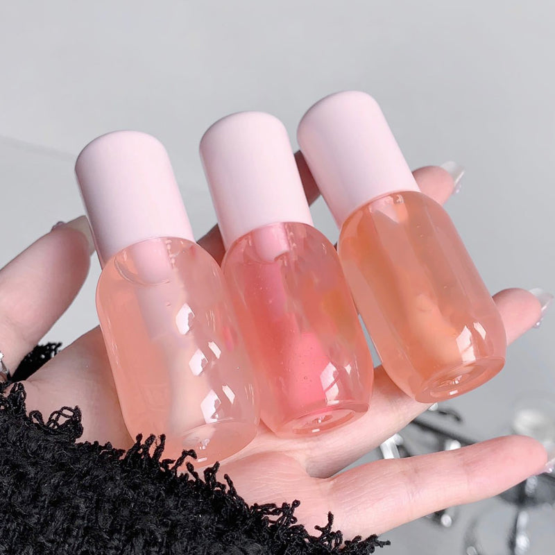 🥳2026 HOT SALE🥳💞50K+ SOLD!👄✨ 50% OFF! Glow‑Enhancing Lip Oil – Locks moisture, softens lines. Gentle plump, natural shine. 🧴💖