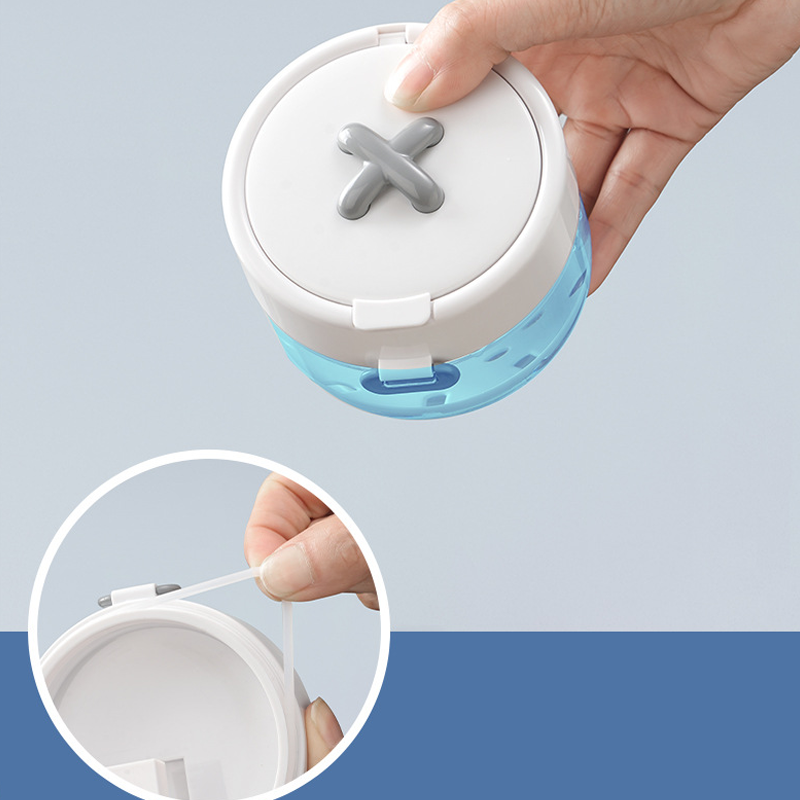 🥳2026 HOT SALE🥳💞50K+ SOLD! 🦷✨ 50% OFF! All-in-One Retainer Storage Case – Cleans, stores & holds tools – soaking bath, mirror & brush included. Leak-proof seal, compact design – keep your retainer safe anywhere! 🧼💪