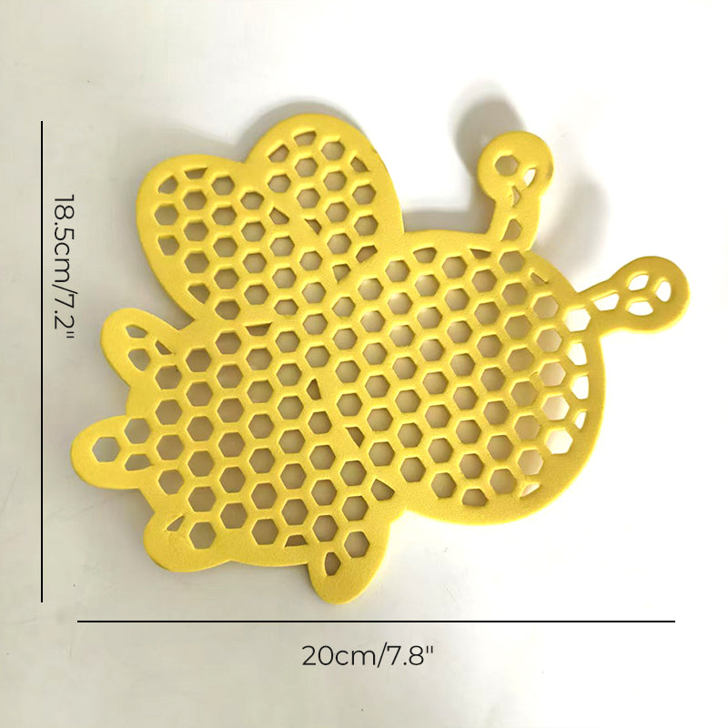 🥳2026 HOT SALE🥳💞50K+ SOLD!🐝🦋 50% OFF! Safe Floating Feeder for Bees & Butterflies – Honeycomb texture, bright yellow, non‑sink design. Save thirsty pollinators. A garden hero! 💧🌼