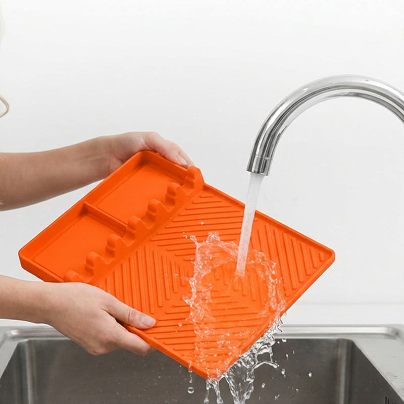 🥳2026 HOT SALE🥳💞50K+ SOLD!🌭🧴 50% OFF! Silicone BBQ Mat – Heavy‑duty, heat‑resistant, easy rinse. Protects your shelf from scorch marks. A backyard essential! 🛡️🍔