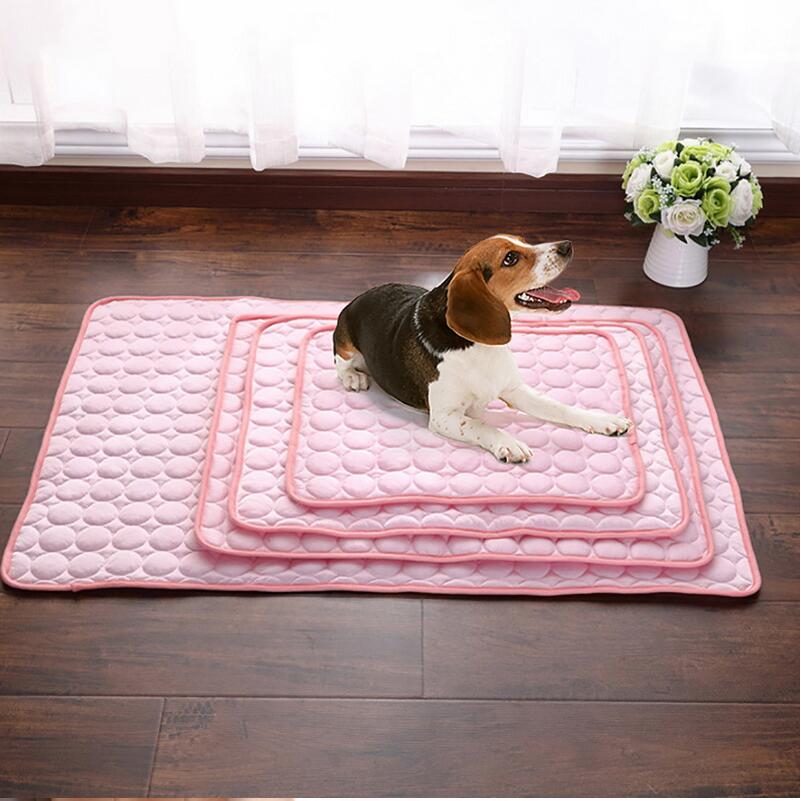 🥳2026 HOT SALE🥳💞50K+ SOLD!🧊🐾 50% OFF! Pet Cooling Ice Silk Mat – Instant chill, no water or electricity. Breathable, washable & lightweight. Keep your dog cool all summer! ☀️💙