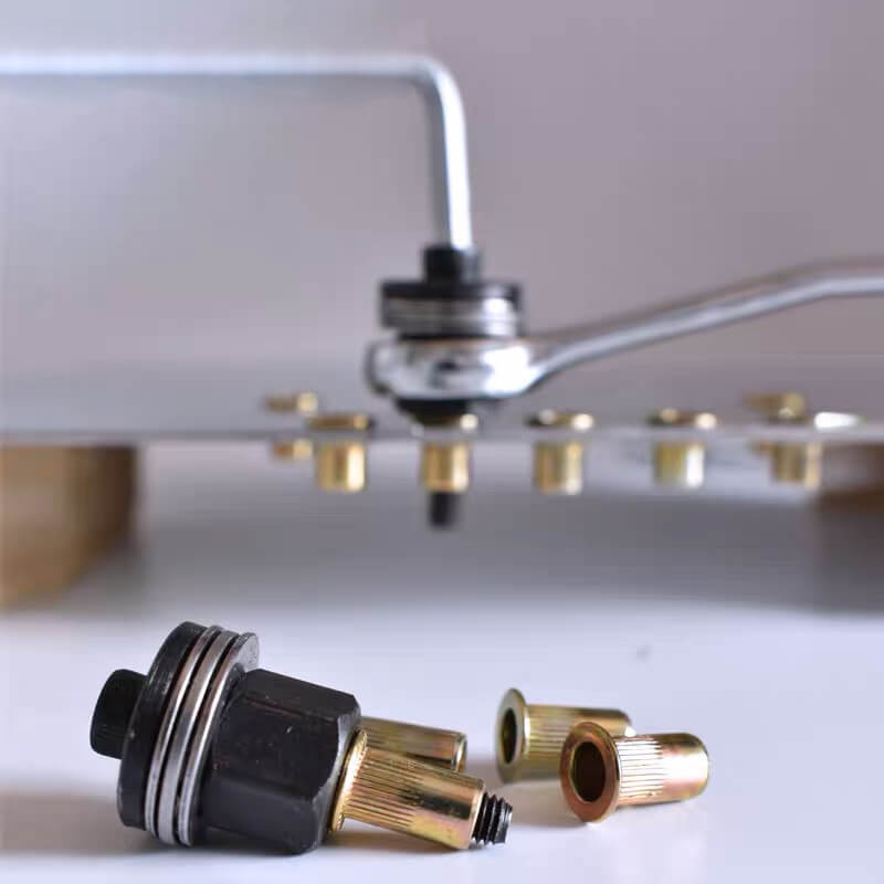🥳2026 HOT SALE🥳💞50K+ SOLD!🔧⚡ 50% OFF! Rivet Gun Head & Nutsert Cap Set – Heavy‑duty steel, multi‑size kit. Perfect for auto, sheet metal & DIY repairs! 🔩✨