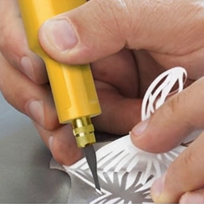 🥳2026 HOT SALE🥳💞50K+ SOLD!🪚⚡ 50% OFF! All-in-One Electric Carving Tool – Copper motor, low vibration, cordless. Carves wood, paper & gypsum with ease. A crafter's dream! 🎨✨