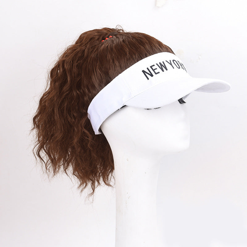 🥳2026 HOT SALE🥳💞50K+ SOLD!👒💨 50% OFF! 2‑in‑1 Visor Hat with Ponytail Wig – Instant wavy hair + sun protection. Open‑top keeps you cool. No more bad hair days! 🌞✨