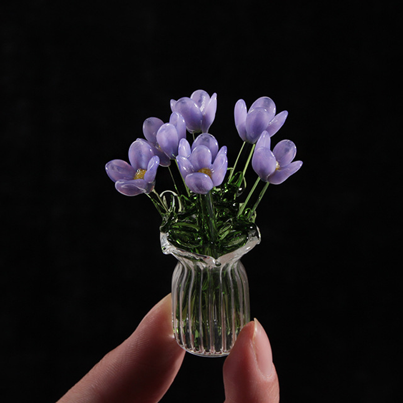 🥳2026 HOT SALE🥳💞50K+ SOLD! 🎁✨ 50% OFF! Mini Glass Bouquet – 6cm tall, 7 glass flowers + vase, never withers. Elegant gift for home & office! 🏠💚