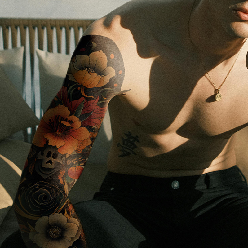 🥳2026 HOT SALE🥳💞50K+ SOLD!💪🎨 50% OFF! Large Full Sleeve Temporary Tattoos – Waterproof & sweatproof, realistic ink look. Easy 10‑sec application, safe & skin‑friendly. 🖤✨