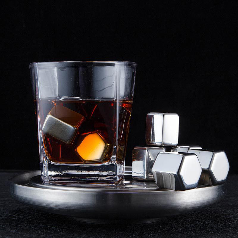 🥳2026 HOT SALE🥳💞50K+ SOLD!🥃❄️ 50% OFF! Reusable Stainless Steel Hexagon Ice Cubes – No dilution, keeps drinks perfectly chilled. 304 food‑grade steel, eco‑friendly & elegant. A must for whiskey lovers! 🍸✨