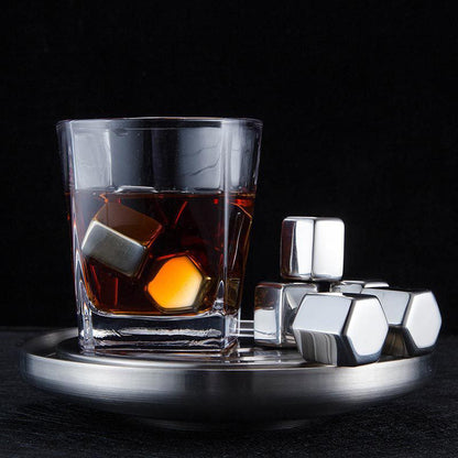 🥳2026 HOT SALE🥳💞50K+ SOLD!🥃❄️ 50% OFF! Reusable Stainless Steel Hexagon Ice Cubes – No dilution, keeps drinks perfectly chilled. 304 food‑grade steel, eco‑friendly & elegant. A must for whiskey lovers! 🍸✨