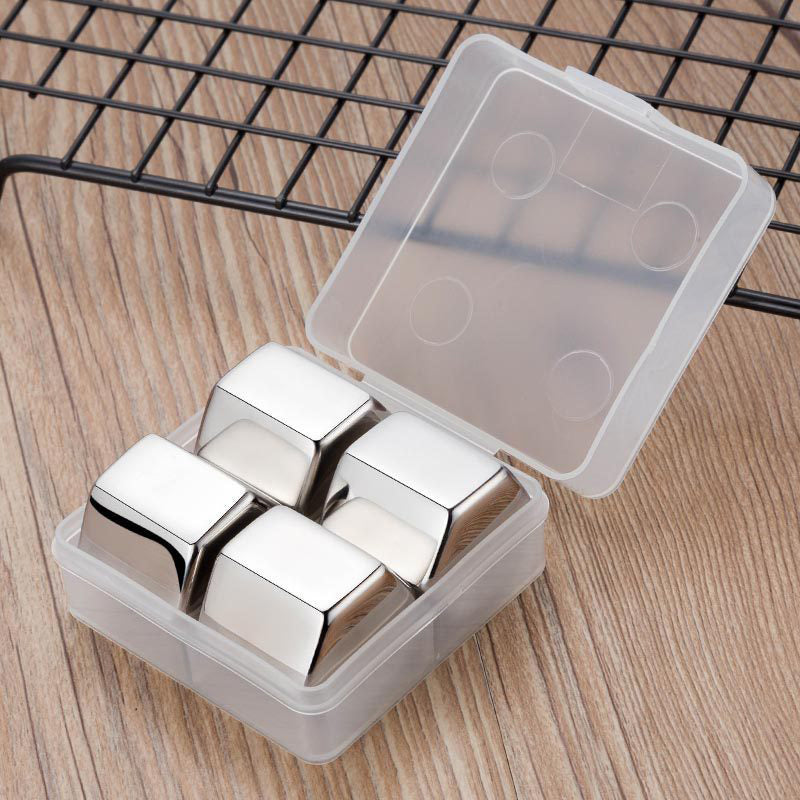 🥳2026 HOT SALE🥳💞50K+ SOLD!🥃❄️ 50% OFF! Reusable Stainless Steel Hexagon Ice Cubes – No dilution, keeps drinks perfectly chilled. 304 food‑grade steel, eco‑friendly & elegant. A must for whiskey lovers! 🍸✨