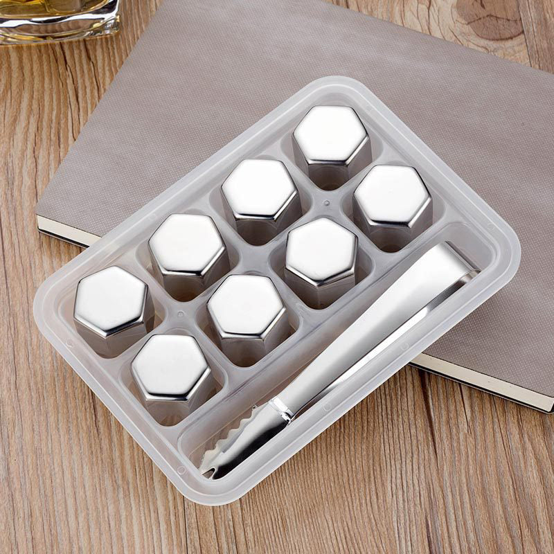 🥳2026 HOT SALE🥳💞50K+ SOLD!🥃❄️ 50% OFF! Reusable Stainless Steel Hexagon Ice Cubes – No dilution, keeps drinks perfectly chilled. 304 food‑grade steel, eco‑friendly & elegant. A must for whiskey lovers! 🍸✨